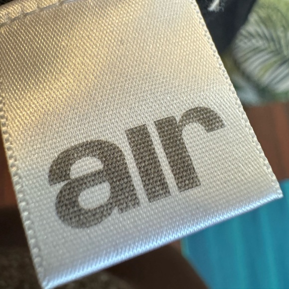 “Loyal” embroidered sweater by Tank Air. Small. - Picture 5 of 5